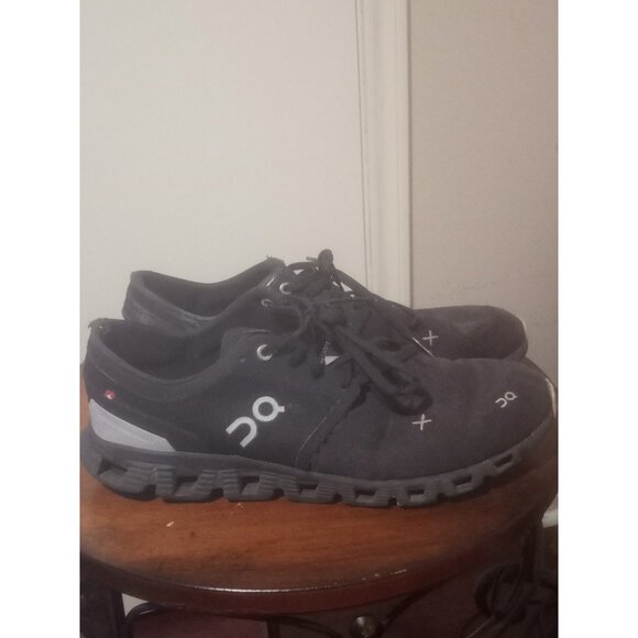 On Running Shoes - 60.98696 On Running Women's Cloud X 3 Sneakers Black Size 11